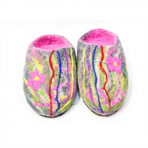 Chaussures à thème floral en feutre de laine faites à la main multicolores - Autres produits artisanaux du Népal - Product Image 1