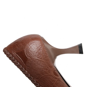 Moncheer Scarpe Eleganti da Donna con Tacco Medio Comode Nere Marroni Décolleté a Punta con Fiocco e Dettagli <span class=keywords><strong>Intrecciati</strong></span> Tacco Alto Traspirante Autunnale - Product Image 6