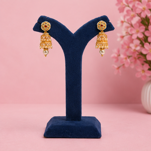 Pendientes jhumka tradicionales de oro de 22k con diseño de perlas y piedras rojas, joyería étnica india para mujeres, para uso festivo. - Product Image 5