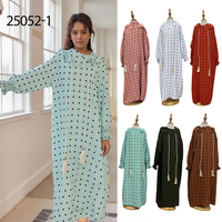 Damen Blumen-Patchwork Satin Kaftan Abaya Kleid mit Fledermausärmeln Langes Maxi-Gewand Afrikanische Damen Islamische Kleidung Großhandel