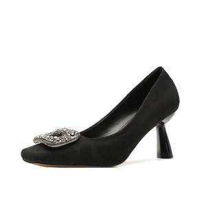 Chaussures à talons hauts pour femmes grandes tailles et à coupe large, escarpins confortables pour mariage et soirée avec largeur supplémentaire et soutien de la voûte plantaire, talon épais - Product Image 4