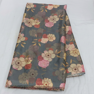 Eleve su colección étnica con tela de poliéster Tabby Silk de primera calidad, con vibrantes estampados florales digitales de alta definición. - Product Image 1