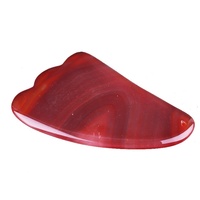 OEM ODM Vente en gros d'usine Agate rouge Gua Sha Plaque de grattage pour le visage Plaque de grattage en jade Stylo à points d'acupuncture Triangle à griffes