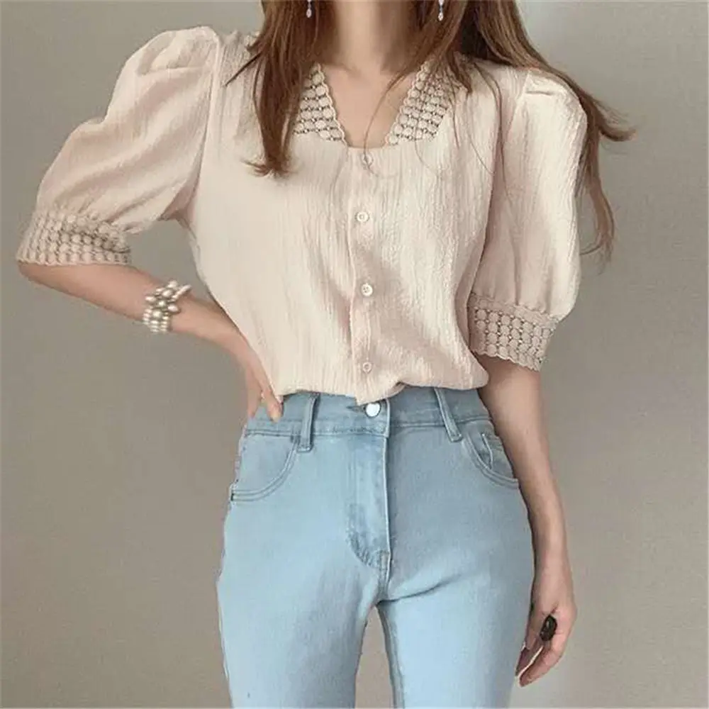 Spring Summer Korea French Retro V-neck Pleated Bubble Sleeve Lace Girl Top