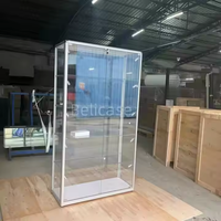 Vitrines d'exposition complètes standard et personnalisées pour objets de collection en aluminium avec éclairage LED et verre verrouillable