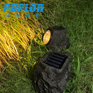 Lámpara Solar de Jardín Poplor, Iluminación LED para Exteriores, Resistente al Agua, con Batería, 4 Piezas - Product Image 2