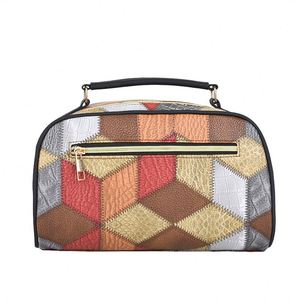 Fábrica BSCI 2024 Nuevo Producto Bolsa de Cosméticos de Lujo Bolsas de Maquillaje de Viaje para Mujeres - Product Image 4