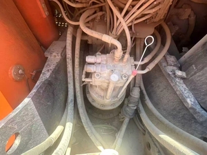 Excavadora de Orugas Usada Hitachi Zaxis <span class=keywords><strong>200</strong></span> de 20 Toneladas, Modelo 2018, Núcleo (Motor, Bomba de Engranajes, Rodamiento, Caja de Cambios), Capacidad de la Cuchara de 0.8 m - Product Image 3