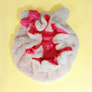 Bonnet de nuit doux fait main personnalisé avec nœud mignon en satin, motif chat de dessin animé Hawaï, en fourrure réversible, design créateur - Product Image 4