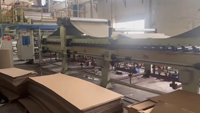 Vente en gros de machines de production de carton ondulé Ligne de production de noyaux alvéolaires automatique à grande vitesse à sept couches