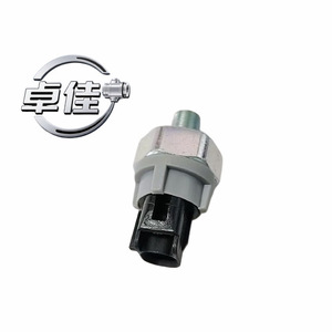 เซ็นเซอร์วัดแรงดันน้ำมัน ZJ-20-029 แบบเกลียวติดตั้งด้วยเทคโนโลยี Piezoresistive สำหรับใช้ในยานยนต์ - Product Image 2