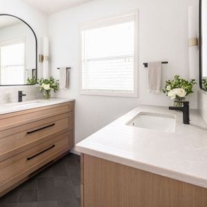 Modern Design Custom Luxury Solid Wood Minimalist Style Bathroom <b>Vanity</b> Ceramic <b>LED</b> Eco-Friendly for Hotel Villa Use - Product Image 2