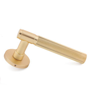 Satin <span class=keywords><strong>Brass</strong></span> Phong Cách Châu Âu Kẽm Hợp Kim Cửa Khóa Xử Lý Tay Nắm Cửa Vàng <span class=keywords><strong>Brass</strong></span> Đòn Bẩy Trên <span class=keywords><strong>Rose</strong></span> - Product Image 3