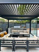 Pergola en aluminium résistante au vent et à la neige, toit à lames motorisées, revêtement en poudre antirouille, réglable, imperméable, écologique, nature