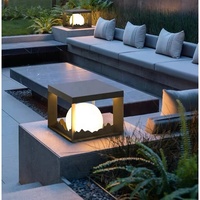 Lampe solaire LED à pilier IP65 pour extérieur, design paysager, mur avant, garde-corps, portail de jardin, construction métallique, garantie 5 ans
