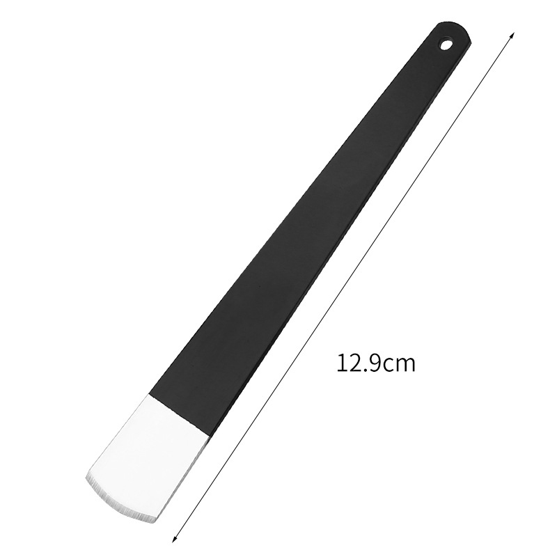 Piccolo coltello a lama larga