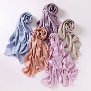 2025 Fashion Wrinkle Muslim Islam Wraps Rhinestone <b>Scarves</b> Malaysia Hot Porcelain Headscarf Chiffon - Product Image 5