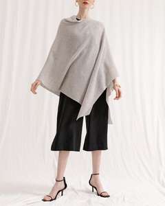 नई ट्रेंडी हल्के सुपरफाइन मल्टी-वे महिलाओं ने लक्जरी कश्मीरी पोंचो शॉल कैप स्कारफ - Product Image 2