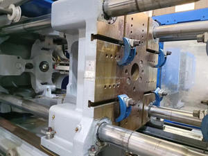 Máquina de Moldeo por Inyección de Alta Velocidad Tederic D160 de 160 Toneladas, Máquina para Envases de Plástico para Alimentos, Maquinaria de Segunda Mano - Product Image 4