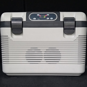 ตู้เย็นในรถยนต์ 16-20 ลิตร 12V 24V 220V เซมิคอนดักเตอร์ ช่องแช่เย็น/อุ่นแบบโซนเดียว กล่องเก็บความเย็น/ความร้อน สำหรับใช้ในรถยนต์และที่บ้าน - Product Image 1