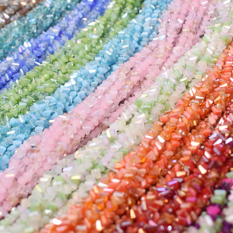 New Color 4mm 122pcs Triangle Crystal Glass Beads Charm Red Pink Loose Beads Jewelry Making DIY Earring Necklace China