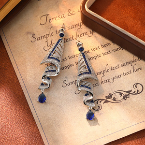 Boucles d'oreilles clous luxueuses et simples pour femmes, boucles d'oreilles tendance, bijoux uniques, vente en gros <span class=keywords><strong>Ooni</strong></span> pour femmes. - Product Image 2