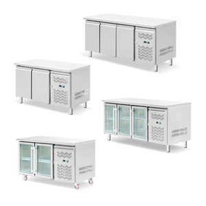 <span class=keywords><strong>Table</strong></span> de préparation <span class=keywords><strong>réfrigérée</strong></span> sous comptoir en acier inoxydable avec congélateur et tuyaux en cuivre - Product Image 1