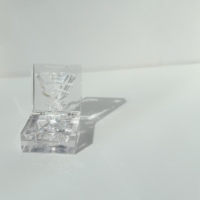 Forme personnalisée Carré Transparent Créatif Petits Pots De Baume À Lèvres Sculpture De Glace Conteneur De Fard À Paupières Boîte D'emballage De Poudre À Haute Brillance