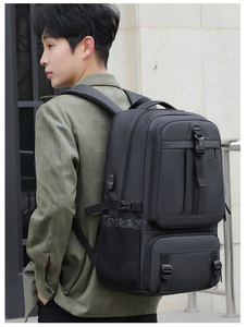 กระเป๋าเป้สะพายหลังสำหรับนักธุรกิจขนาดใหญ่ หลายช่อง กันน้ำ พร้อมช่องใส่รองเท้าแยกต่างหาก ช่องแยกของแห้งและเปียก ช่องใส่แล็ปท็อป และพอร์ต USB - Product Image 6