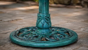 Fontaine d'eau extérieure solaire écologique Verdigris à plusieurs niveaux, avec <span class=keywords><strong>statue</strong></span> de fille sous un parapluie, en résine résistante aux intempéries, sur piédestal, pour <span class=keywords><strong>jardin</strong></span> et bain d'oiseaux - Product Image 5