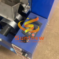 Machine de fabrication de brosses plates en fil d'acier inoxydable SS 410 à 5 têtes, entièrement automatique, longue durée de vie, capacité 8-10 kg/h, multi-tension, Suntnew