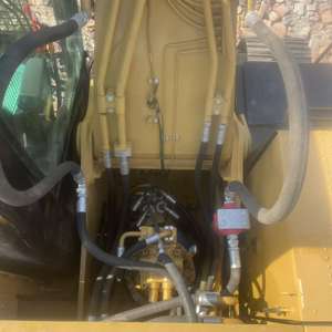 Excavadora de Orugas Usada Caterpillar 320D, 20 Toneladas, Motor C6.4 ACERT, Cucharón de 1.0m³ - Product Image 5