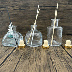 Bottiglie <span class=keywords><strong>di</strong></span> Vetro Rotonde Trasparenti da 150ml, 200ml, 220ml con Tappo in Polimero per Vino, Liquori, Distillati, Vodka, Gin, Rum - Product Image 4