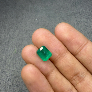 Émeraude naturelle zambienne de 3,19 carats, taille octogonale, pierre précieuse verte lâche, certifiée qualité supérieure pour la vente en gros de bijoux fins - Product Image 1