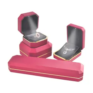 Grosir Kotak Cincin Perhiasan Plastik Led Mewah Pernis Merah, Kalung Kotak Perhiasan Hadiah Led