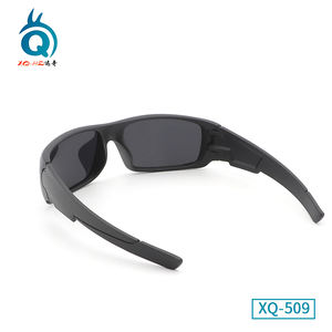 Itália Designer Polarized Sports <span class=keywords><strong>Sunglasses</strong></span> UV400 CE para Ciclismo Pesca Surf Square Frame Water Sport Floating Strap - Product Image 6