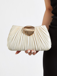 Pochette de soirée plissée en satin pour femme, sac à main élégant avec fermoir en métal et chaîne amovible, idéal pour les soirées - Product Image 1