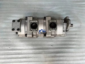 อะไหล่แท้ OEM WA350-1 WA300-1 WA500-1R ปั๊มหลักของรถขุด ปั๊มเกียร์ ปั๊มไพล็อต 7505634130 - Product Image 4
