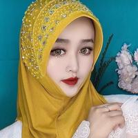 Hijab à bord rigide orné de strass faits à la main pour femmes musulmanes