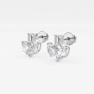 Elegantes Pendientes de Tres Piedras en Mosaico de 1, 2 y 3 Quilates con Brillo Intenso, Joyería de Lujo Ética para Mujer, para Uso Diario y Ocasiones Especiales - Product Image 4