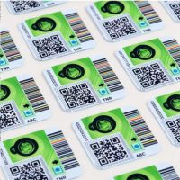 Étiquette autocollante personnalisée avec code QR, étiquette autocollante personnalisée en vinyle PVC imprimé en rouleau, imperméable et auto-adhésive avec code QR
