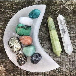 Vendita all'Ingrosso di Articoli in Cristallo Curativo, Ciotola a Forma di Luna in Selenite per Decorazione Casa e Meditazione - Product Image 4