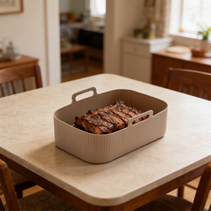 Tapis de cuisson en silicone rectangulaire à rayures, réutilisable pour friteuse à air et plats de cuisson - Product Image 1