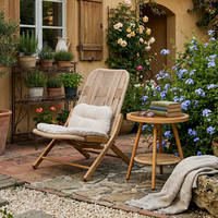 Chaise pliante moderne MEIQI en acier pour extérieur, idéale pour villa, hôtel, salon, jardin, cour, terrasse et détente.