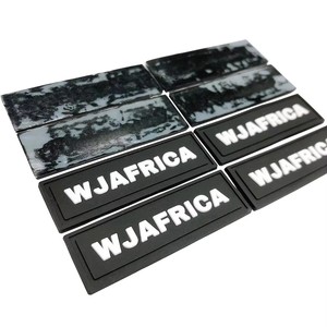 Étiquettes de logo personnalisées en silicone gaufré, transfert thermique, patchs en caoutchouc PVC souple pour vêtements de sport et maillots de bain - Product Image 5