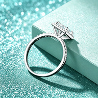 Bague de fiançailles pour femme en argent sterling 925, moissanite couleur D VVS1, taille princesse d'un carat et deux points, sertie d'un halo carré