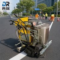 Machine professionnelle de marquage routier vibrante thermoplastique avec moteur Honda 5,5 CV pour bandes de signalisation et lignes de marquage sur autoroutes et parkings