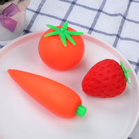 XTQ Factory Outlet Anti-Stress Fidget Toys Strawberry TPR Squishy Anti-Stress Balls pour l'âge de 5 à 7 ans Matériau plastique promotionnel