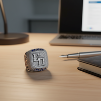 Bague de championnat personnalisée plaquée or rose avec zircon, base en cuivre, logo gravé, pour événements sportifs et commémoratifs, idéale comme cadeau et pour les événements d'équipe