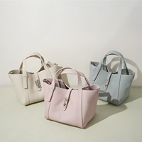 Nouveau Sac à Main Tendance en Cuir Véritable Couleur Unie Printemps 2026, Style Panier, Simple, Polyvalent, Haut de Gamme, pour le Quotidien, Porté Épaule